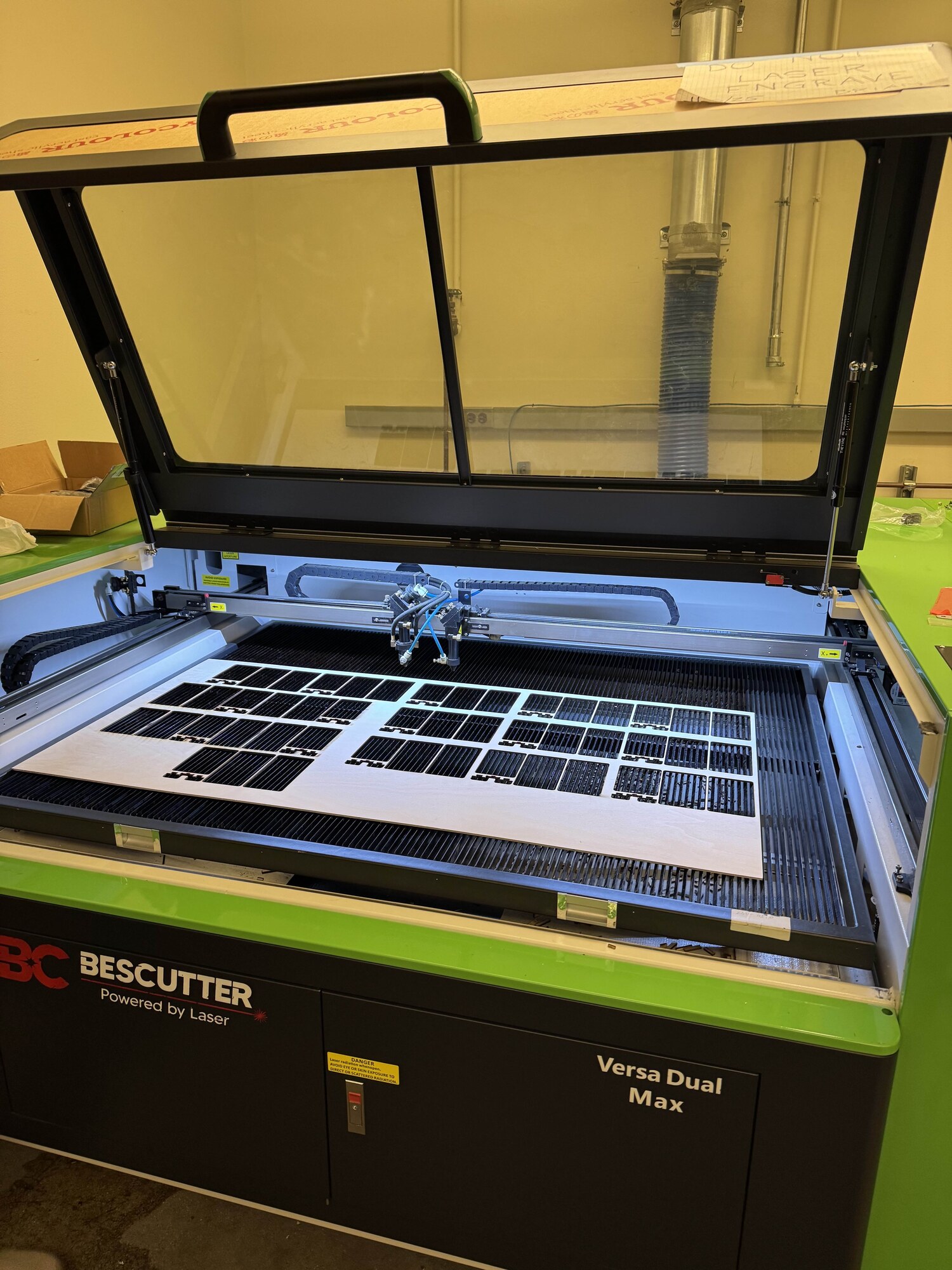 Versa Dual Max laser cutter